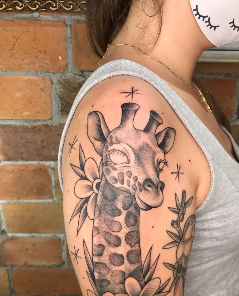 Girafa com flores — black & grey